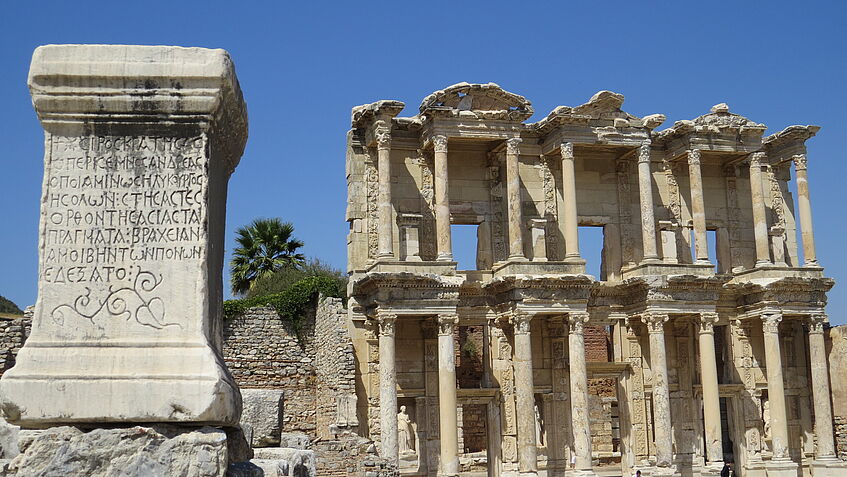 Foto der Celsus-Bibliothek in Ephesos